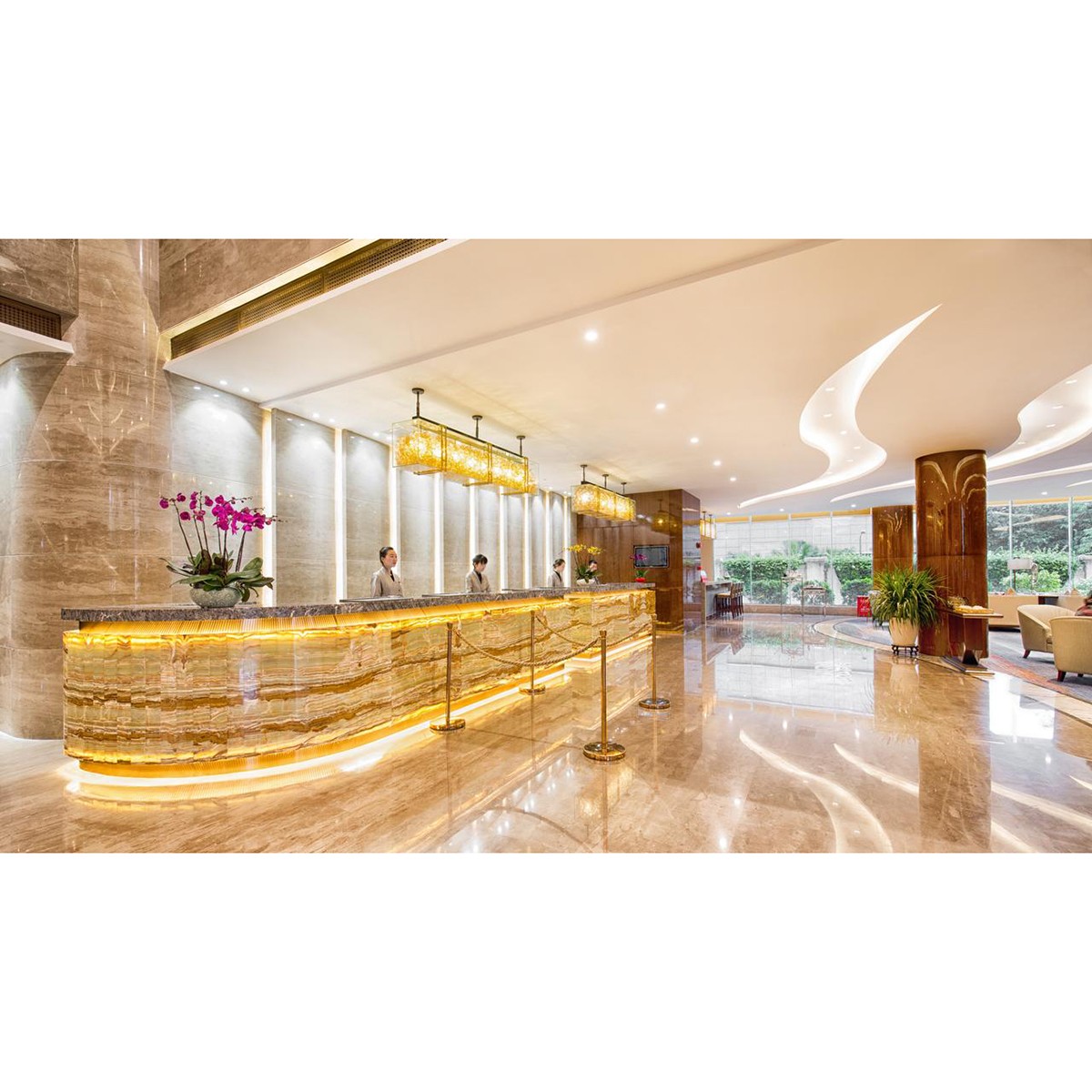 廣東深圳萬(wàn)悅格蘭云天國(guó)際大酒店